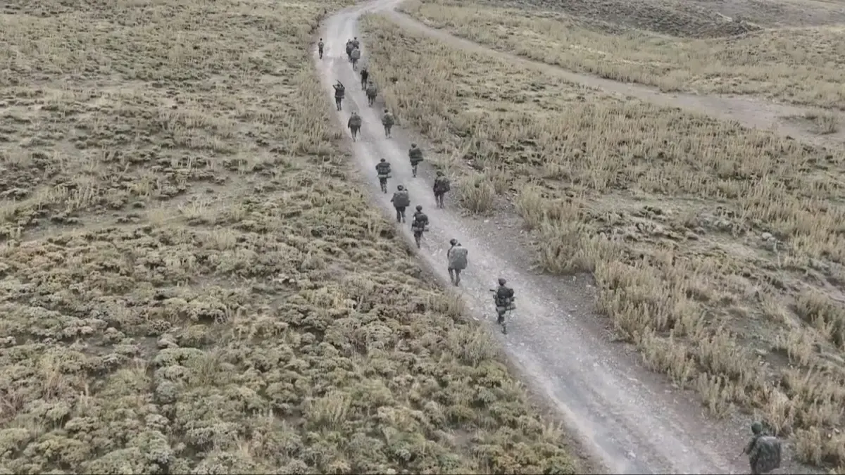 トルコ軍コマンド部隊、ソマリア兵とエルジェス山で演習