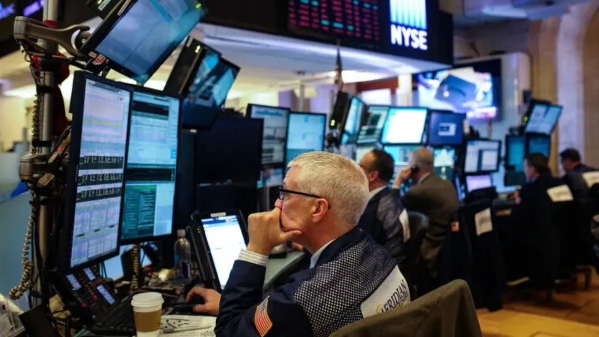 米雇用統計が予想上回る、利上げ懸念で株安