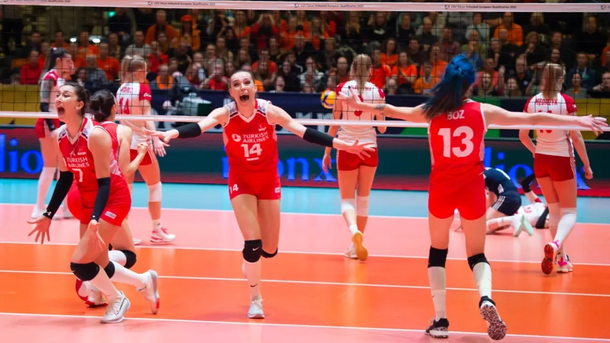 女子バレー日本代表、準決勝でセルビアと対戦へ